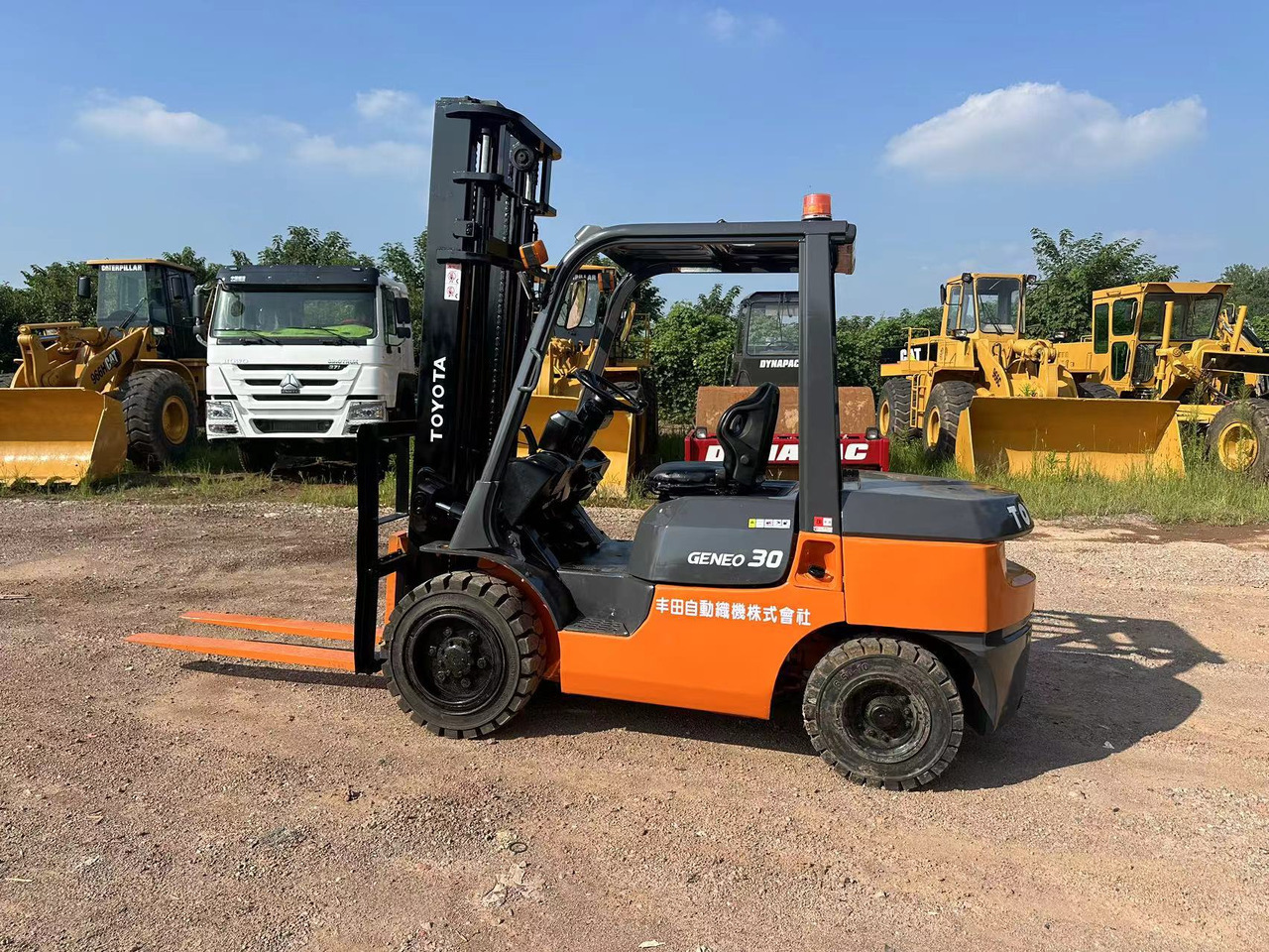 TOYOTA GENEO30 forklift - Diesel heftruck: afbeelding 1 TOYOTA GENEO30 forklift - Diesel heftruck: afbeelding 1