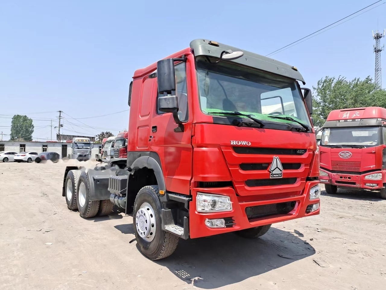 SINOTRUK Howo tractor unit 420hp 6x4 - Trekker: afbeelding 2 SINOTRUK Howo tractor unit 420hp 6x4 - Trekker: afbeelding 2