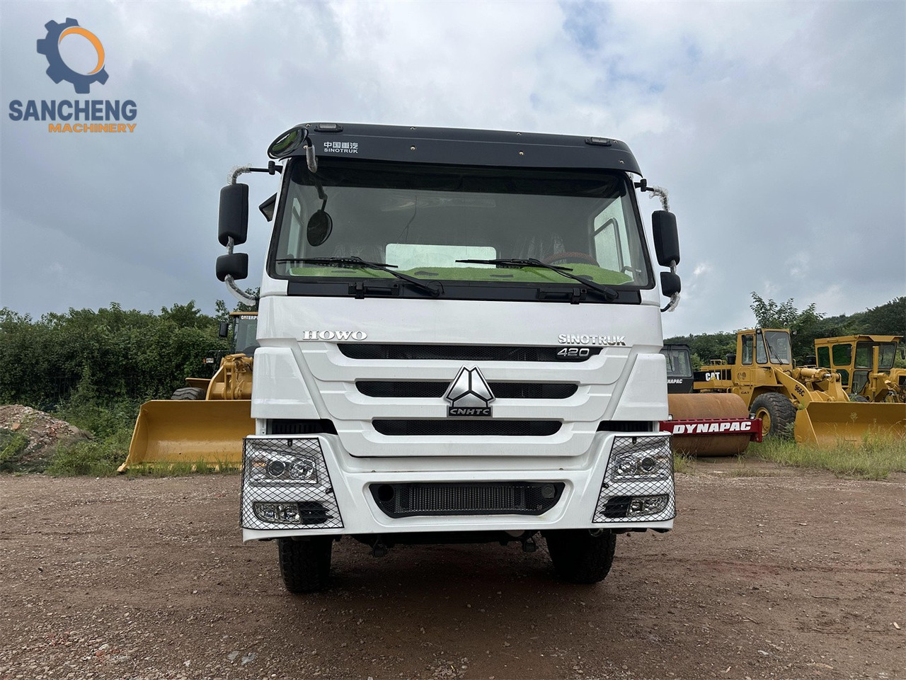 SINOTRUK Howo tractor unit 420hp - Trekker: afbeelding 4 SINOTRUK Howo tractor unit 420hp - Trekker: afbeelding 4