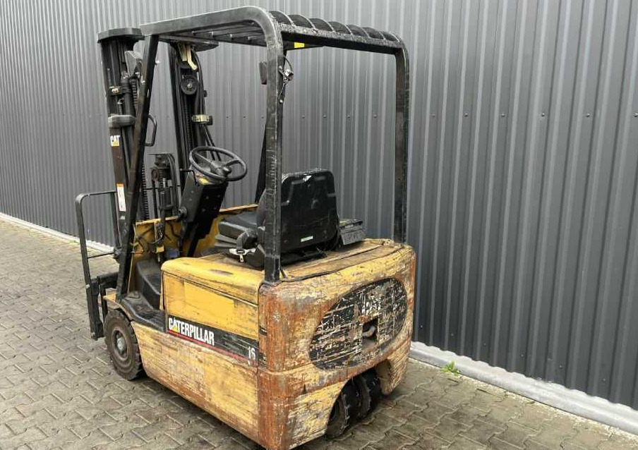 CAT Lift Trucks EP16KT - Elektrische heftruck: afbeelding 3 CAT Lift Trucks EP16KT - Elektrische heftruck: afbeelding 3