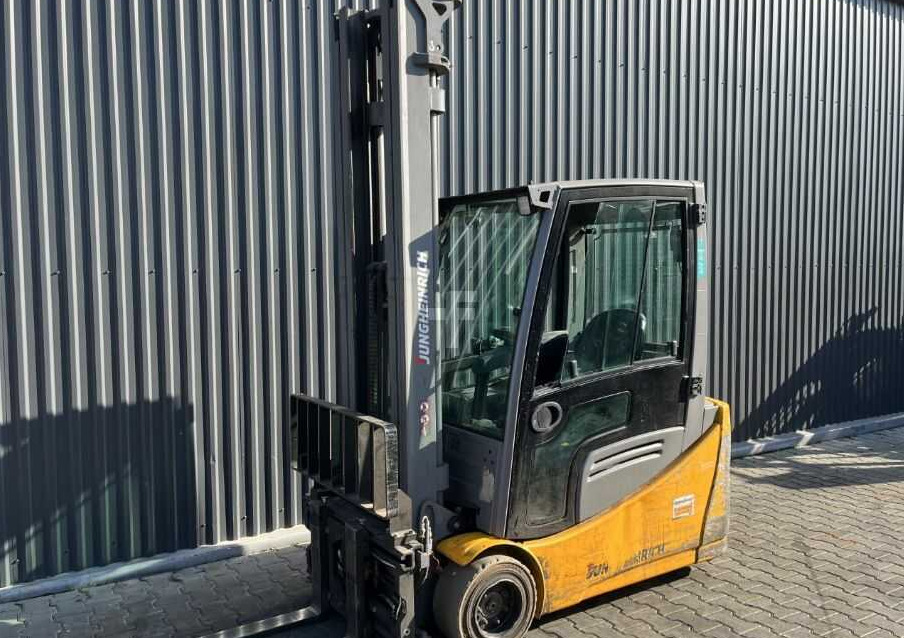 Jungheinrich EFG220 - Elektrische heftruck: afbeelding 1 Jungheinrich EFG220 - Elektrische heftruck: afbeelding 1
