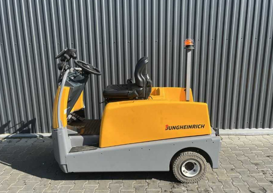 Jungheinrich EZS590 - Elektrische trekker: afbeelding 2 Jungheinrich EZS590 - Elektrische trekker: afbeelding 2
