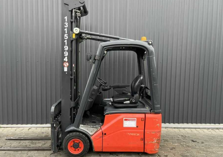 Linde E15-01 - Elektrische heftruck: afbeelding 2 Linde E15-01 - Elektrische heftruck: afbeelding 2