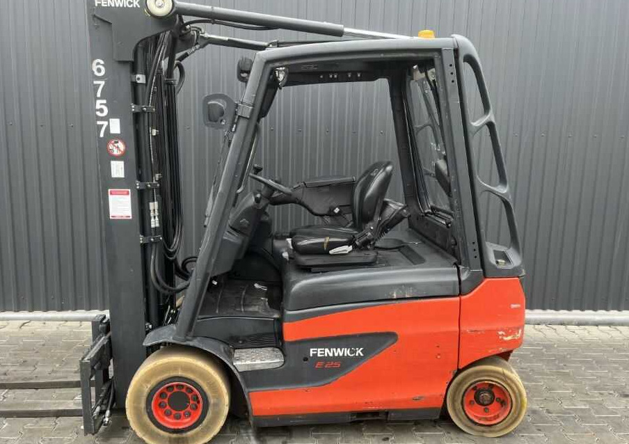 Linde E25-01 - Elektrische heftruck: afbeelding 2 Linde E25-01 - Elektrische heftruck: afbeelding 2