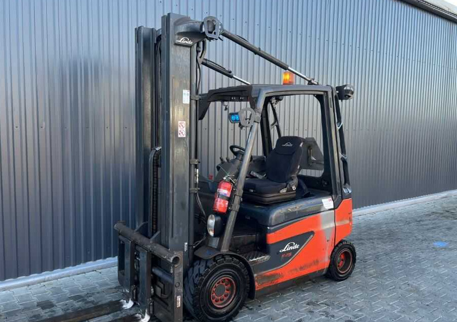 Linde E25-01 - Elektrische heftruck: afbeelding 1 Linde E25-01 - Elektrische heftruck: afbeelding 1