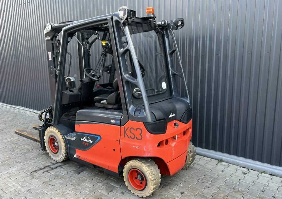 Linde E25-01 - Elektrische heftruck: afbeelding 3 Linde E25-01 - Elektrische heftruck: afbeelding 3