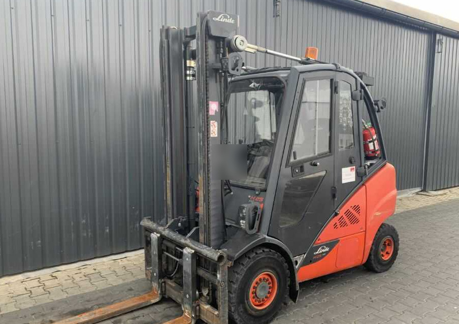 Linde H25D-02/600 - Diesel heftruck: afbeelding 1 Linde H25D-02/600 - Diesel heftruck: afbeelding 1