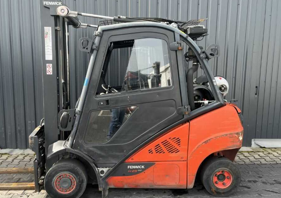 Linde H25T-02 - LPG heftruck: afbeelding 2 Linde H25T-02 - LPG heftruck: afbeelding 2