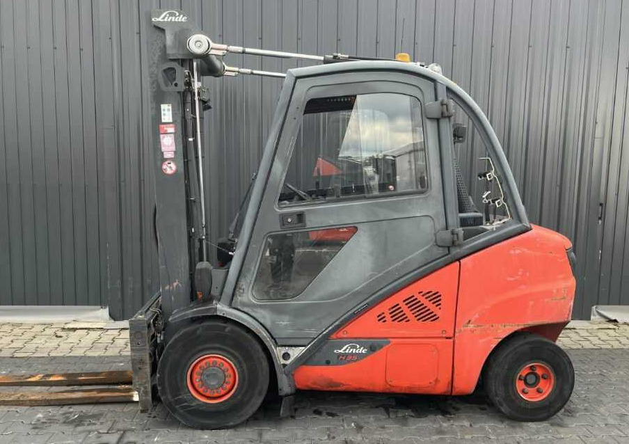 Linde H35D-01 - Diesel heftruck: afbeelding 2 Linde H35D-01 - Diesel heftruck: afbeelding 2