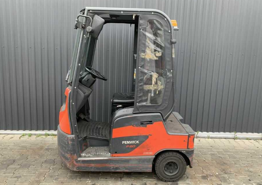 Linde P60 - Elektrische trekker: afbeelding 2 Linde P60 - Elektrische trekker: afbeelding 2