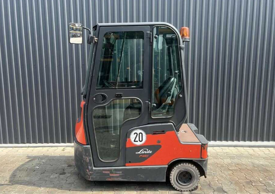 Linde P80 - Elektrische trekker: afbeelding 2 Linde P80 - Elektrische trekker: afbeelding 2