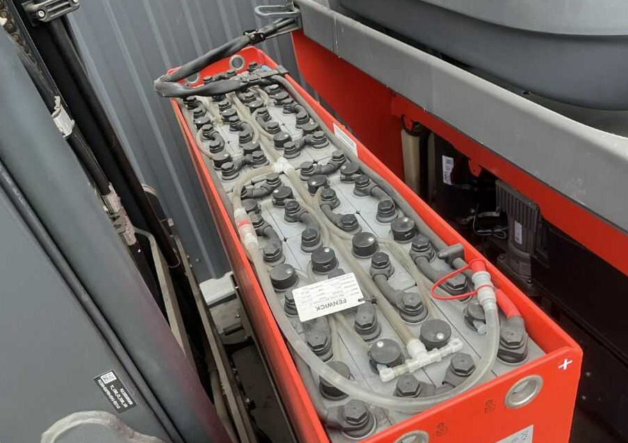 Reach truck Linde R12B-01: afbeelding 7