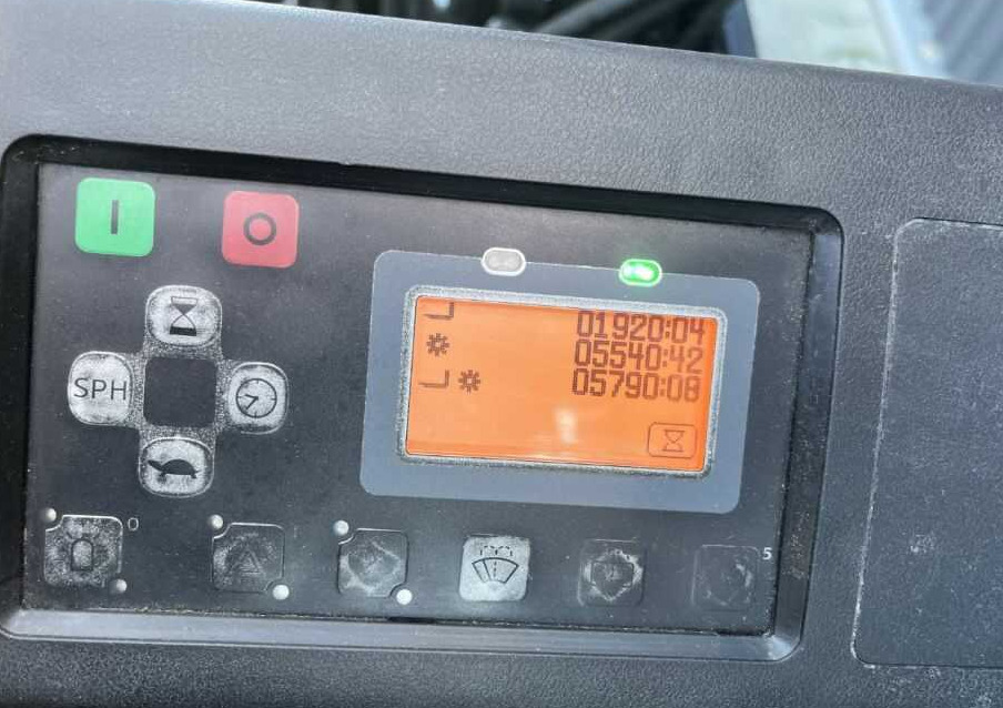 Toyota 8FBMT40 - Elektrische heftruck: afbeelding 5 Toyota 8FBMT40 - Elektrische heftruck: afbeelding 5