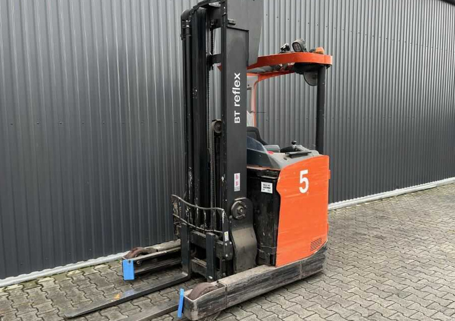 Toyota RRE160H - Reach truck: afbeelding 1 Toyota RRE160H - Reach truck: afbeelding 1