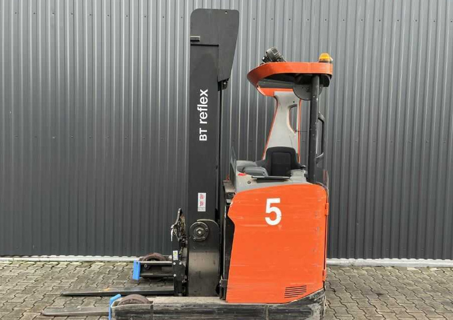 Toyota RRE160H - Reach truck: afbeelding 2 Toyota RRE160H - Reach truck: afbeelding 2
