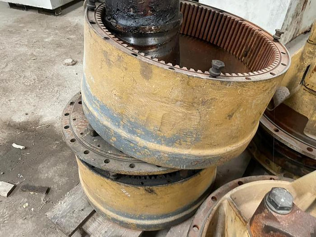 Caterpillar HG/08 VERRIN BENNE 769C 769D 771C 771D - - Graafmachine: afbeelding 1 Caterpillar HG/08 VERRIN BENNE 769C 769D 771C 771D - - Graafmachine: afbeelding 1
