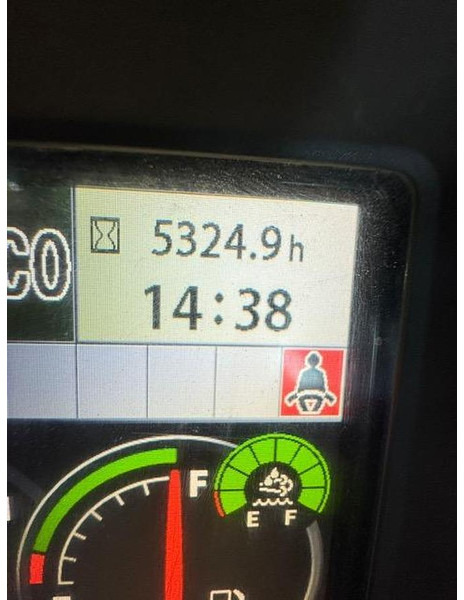 Hitachi ZX225USLC-6 - Graafmachine: afbeelding 3 Hitachi ZX225USLC-6 - Graafmachine: afbeelding 3