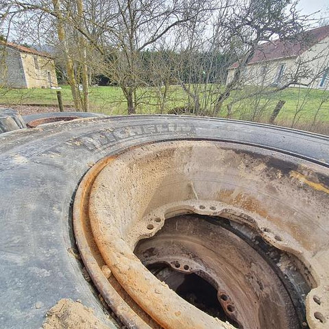 Michelin 18.00R33 - Banden en velgen: afbeelding 3 Michelin 18.00R33 - Banden en velgen: afbeelding 3