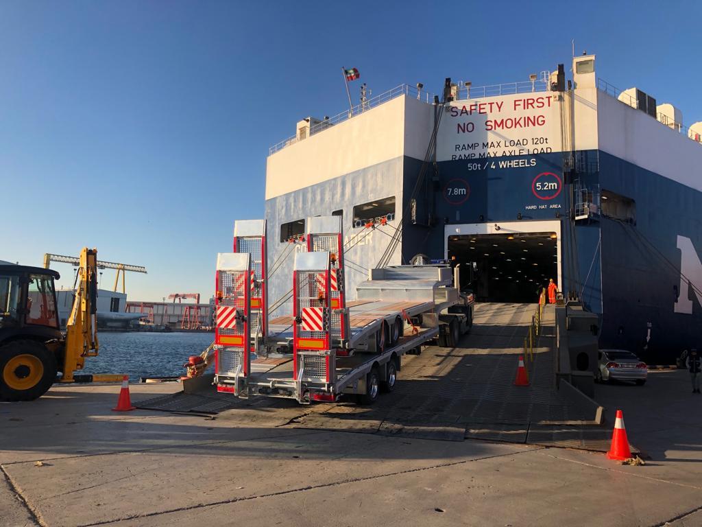 Dieplader oplegger voor het vervoer van zwaar materieel 2 Axle Lowloader: afbeelding 7 Dieplader oplegger voor het vervoer van zwaar materieel 2 Axle Lowloader: afbeelding 7