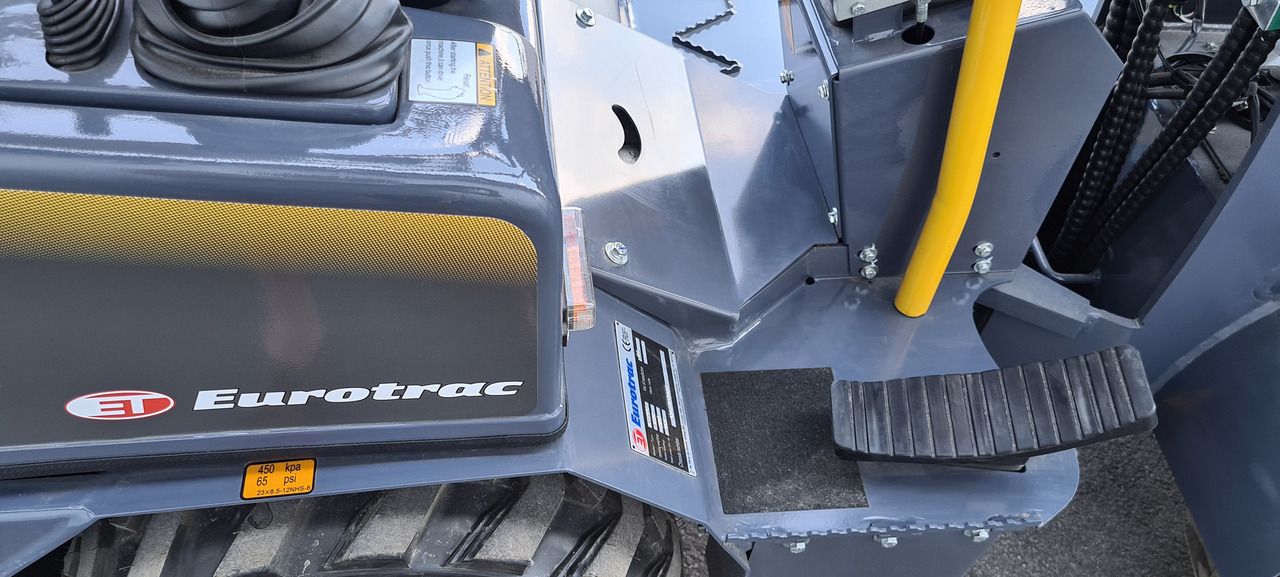 Eurotrac W10 Radlader Hoflader - Kniklader: afbeelding 4 Eurotrac W10 Radlader Hoflader - Kniklader: afbeelding 4
