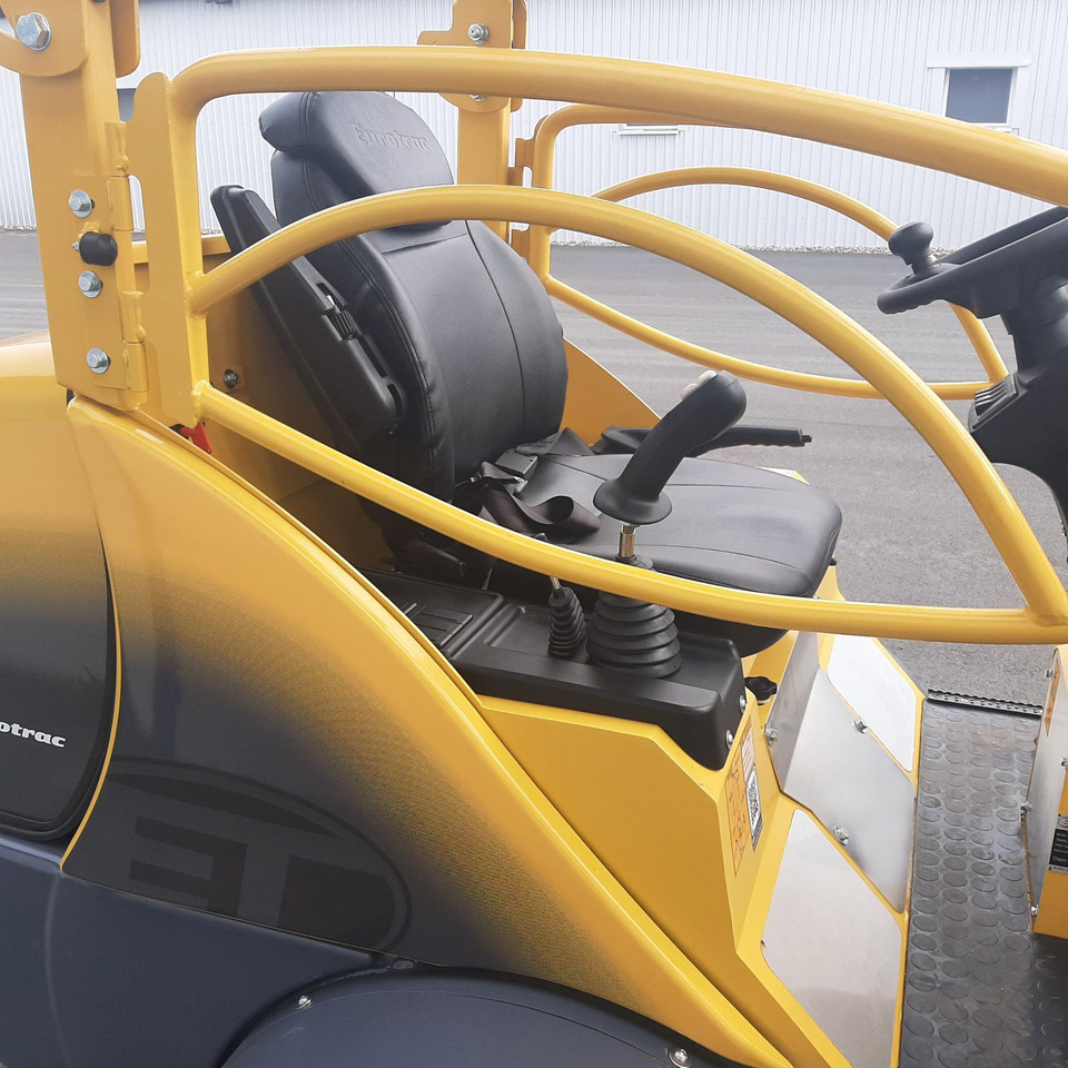 Eurotrac W12 Radlader Hoflader - Kniklader: afbeelding 5 Eurotrac W12 Radlader Hoflader - Kniklader: afbeelding 5