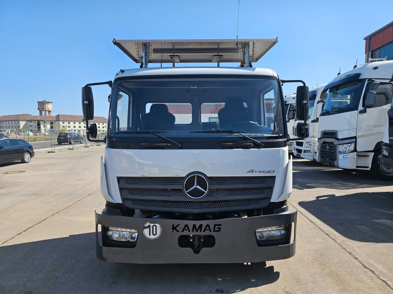 Mercedes-Benz KAMAG * WBH25 * UMSETZER * KLIMA * STANDHEIZ. * - Trekker: afbeelding 2 Mercedes-Benz KAMAG * WBH25 * UMSETZER * KLIMA * STANDHEIZ. * - Trekker: afbeelding 2