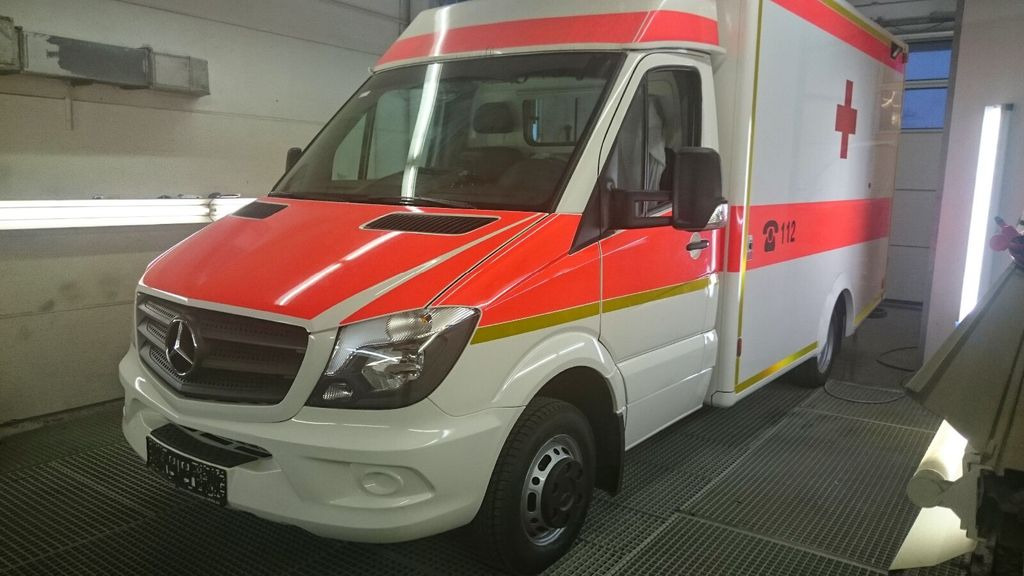 Mercedes-Benz Sprinter 516 // inkl. 1 Jahr Garantie Mercedes-Benz Sprinter 516 // inkl. 1 Jahr Garantie - Ambulance: afbeelding 1 Mercedes-Benz Sprinter 516 // inkl. 1 Jahr Garantie Mercedes-Benz Sprinter 516 // inkl. 1 Jahr Garantie - Ambulance: afbeelding 1
