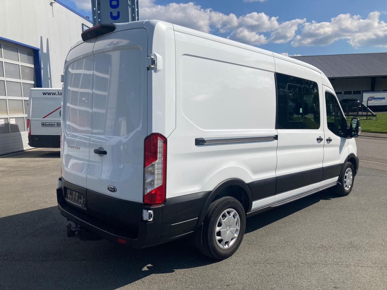 Ford Transit 350 L3H2 MIXTO Euro6 Klima AHK Ford Transit 350 L3H2 MIXTO Euro6 Klima AHK - Gesloten bestelwagen: afbeelding 4 Ford Transit 350 L3H2 MIXTO Euro6 Klima AHK Ford Transit 350 L3H2 MIXTO Euro6 Klima AHK - Gesloten bestelwagen: afbeelding 4