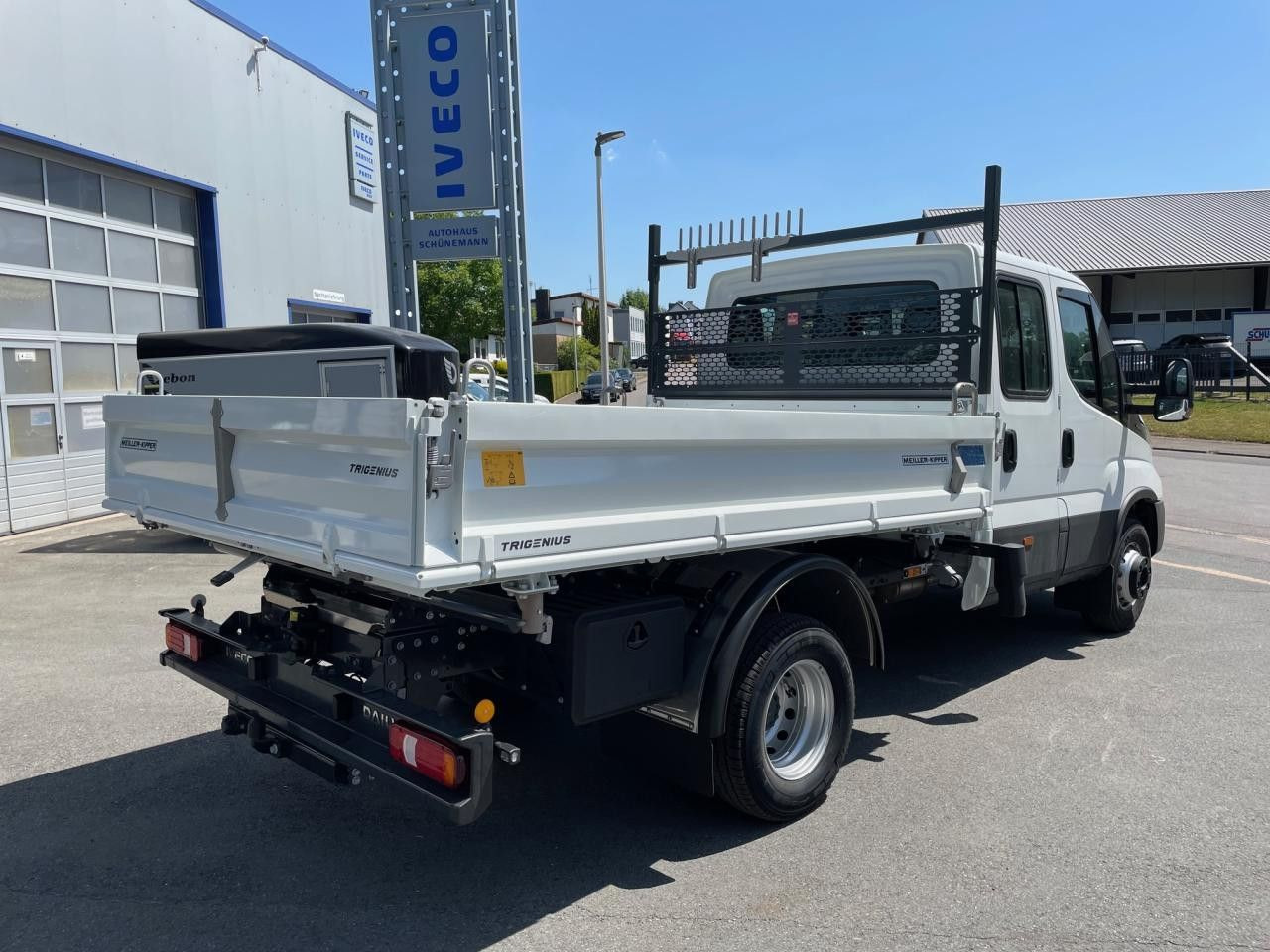 Iveco Daily 70C18H DK - Kipper bestelwagen: afbeelding 4 Iveco Daily 70C18H DK - Kipper bestelwagen: afbeelding 4