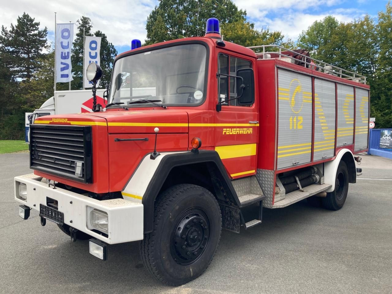Magirus-Deutz M 160 D 12 AK (4x4) Magirus-Deutz M 160 D 12 AK (4x4) - Vrachtwagen: afbeelding 1 Magirus-Deutz M 160 D 12 AK (4x4) Magirus-Deutz M 160 D 12 AK (4x4) - Vrachtwagen: afbeelding 1