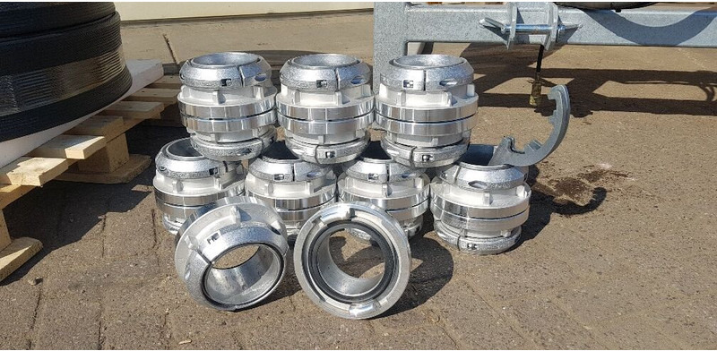 Speciaal voor beregening en water transport - Aanbouwdeel voor Landbouwmachine: afbeelding 2 Speciaal voor beregening en water transport - Aanbouwdeel voor Landbouwmachine: afbeelding 2