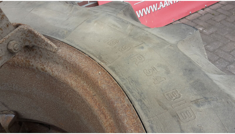 Dubbellucht 34 inch - Banden en velgen: afbeelding 3 Dubbellucht 34 inch - Banden en velgen: afbeelding 3