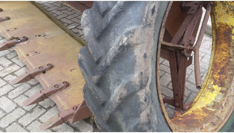 Goodyear dubbellucht - Band voor Landbouwmachine: afbeelding 2 Goodyear dubbellucht - Band voor Landbouwmachine: afbeelding 2