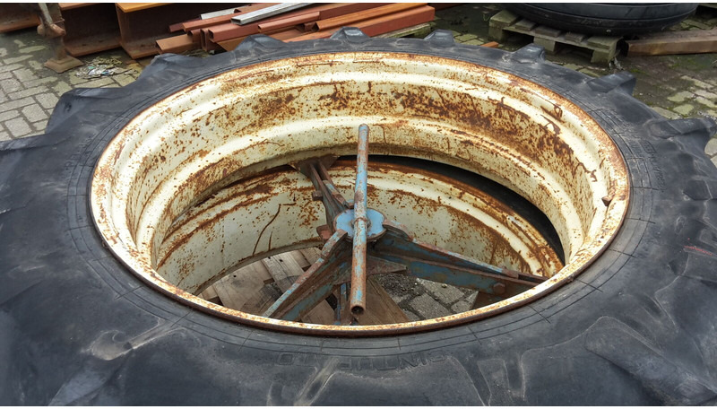 Pirelli - Banden en velgen: afbeelding 4 Pirelli - Banden en velgen: afbeelding 4
