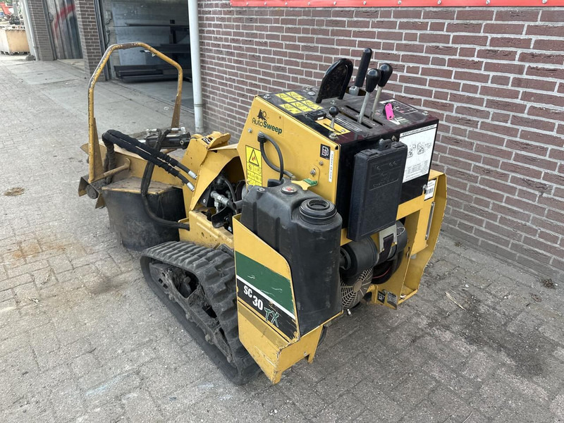 Stobbenfrees SC30TX - Gebruikt - Stobbenfrees: afbeelding 4 Stobbenfrees SC30TX - Gebruikt - Stobbenfrees: afbeelding 4