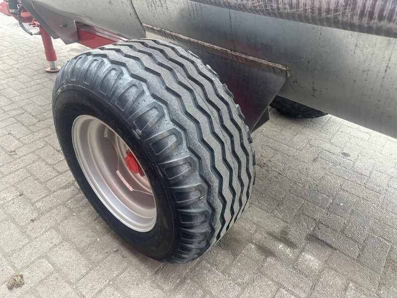 Waterwagen MB32 - Gebruikt - Mestverspreider: afbeelding 5 Waterwagen MB32 - Gebruikt - Mestverspreider: afbeelding 5