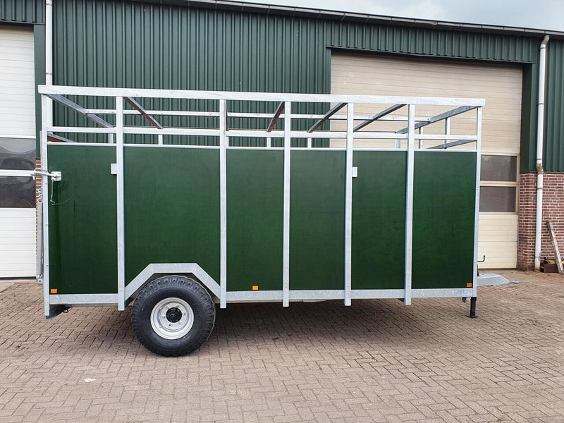 Veewagen voor 6 a 7 koeien - Landbouwaanhanger: afbeelding 2 Veewagen voor 6 a 7 koeien - Landbouwaanhanger: afbeelding 2