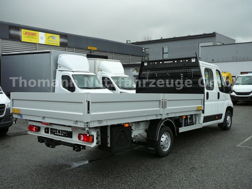 Peugeot Boxer Pritsche 7 Sitzer Klimaaut. Luftfederung Peugeot Boxer Pritsche 7 Sitzer Klimaaut. Luftfederung - Bestelwagen met open laadbak, Bestelwagen met dubbele cabine: afbeelding 4 Peugeot Boxer Pritsche 7 Sitzer Klimaaut. Luftfederung Peugeot Boxer Pritsche 7 Sitzer Klimaaut. Luftfederung - Bestelwagen met open laadbak, Bestelwagen met dubbele cabine: afbeelding 4