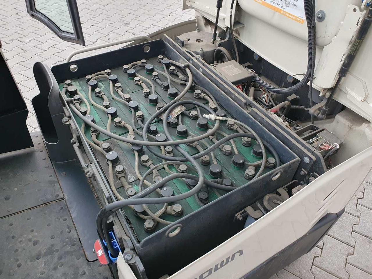 Elektrische heftruck Crown SCT6020-1.3 /Triplex: 4.30m / SS / 1.185h!: afbeelding 10