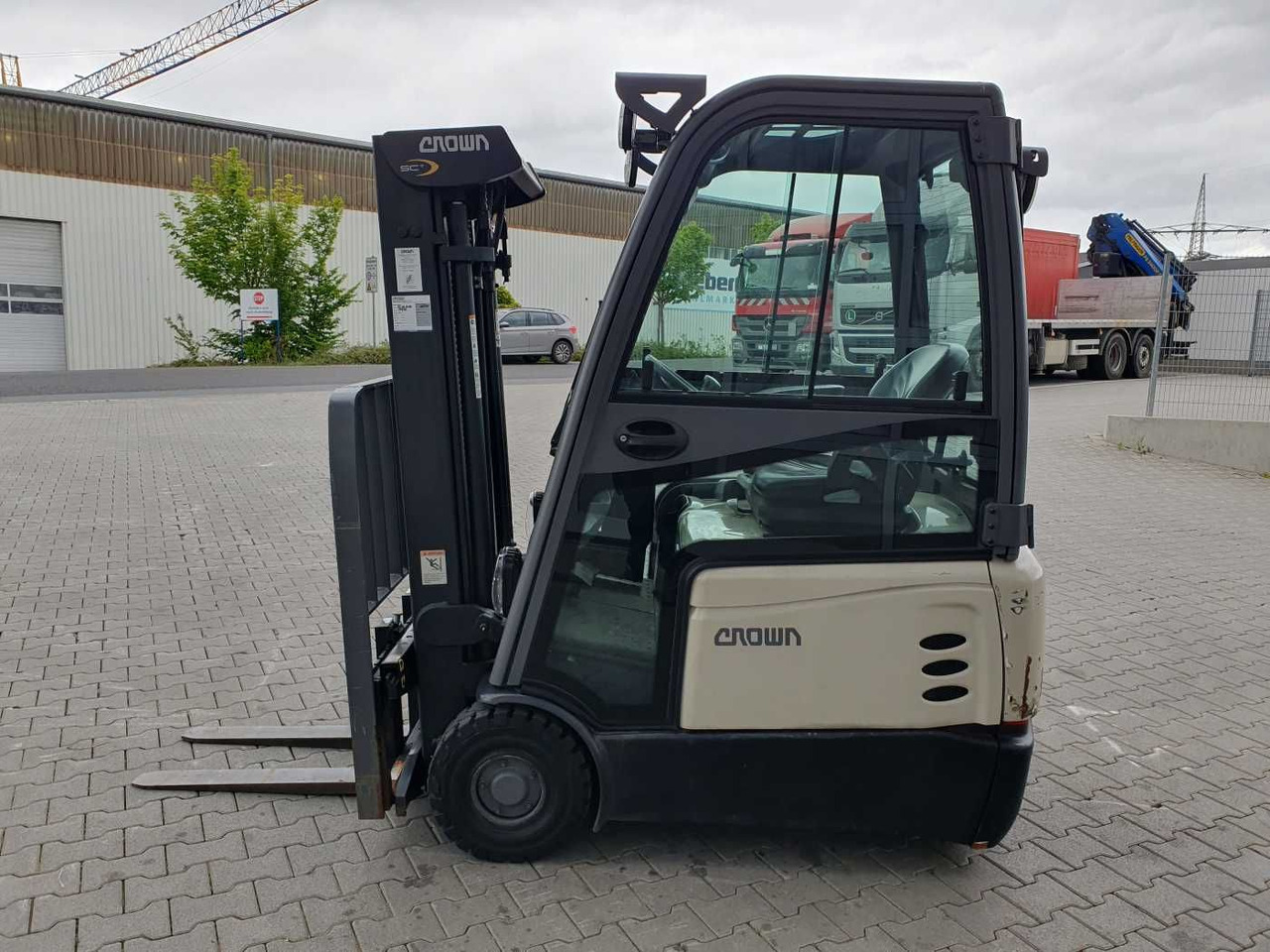 Elektrische heftruck Crown SCT6020-1.3 /Triplex: 4.30m / SS / 1.185h!: afbeelding 6