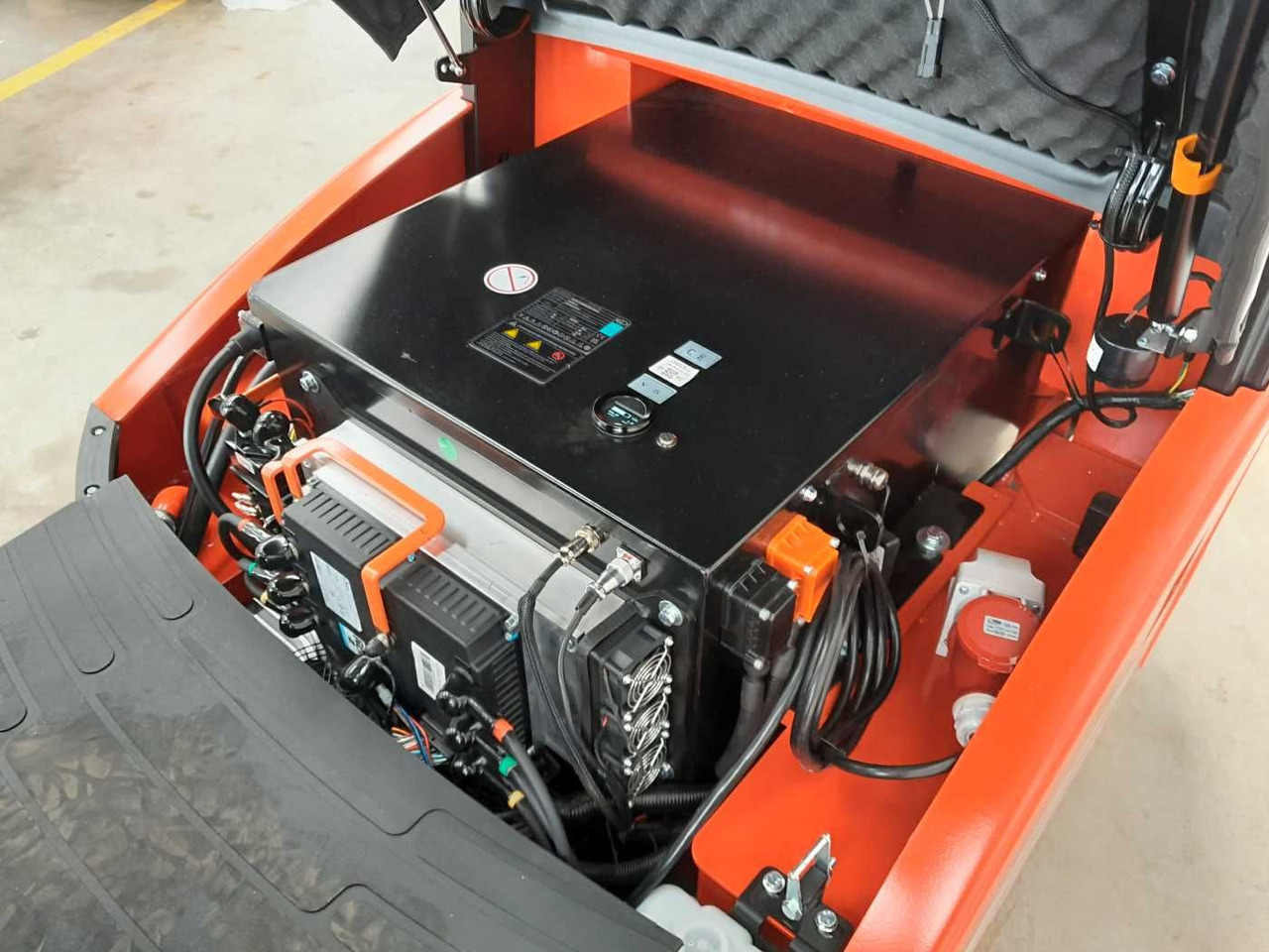 Leasing  EP Equipment EFL253 / Triplex: 4,80m / SS / Neu EP Equipment EFL253 / Triplex: 4,80m / SS / Neu: afbeelding 10