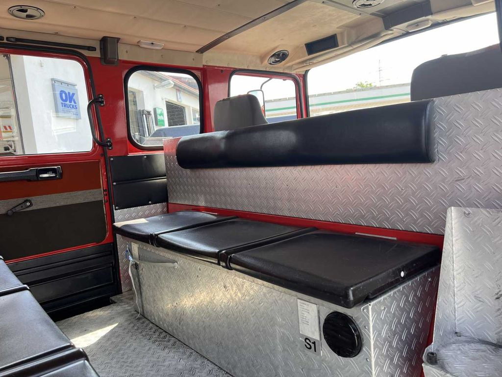 Brandweerwagen Iveco 90-16 AW 4x4 LF8 Feuerwehr Standheizung 9 Sitze: afbeelding 14