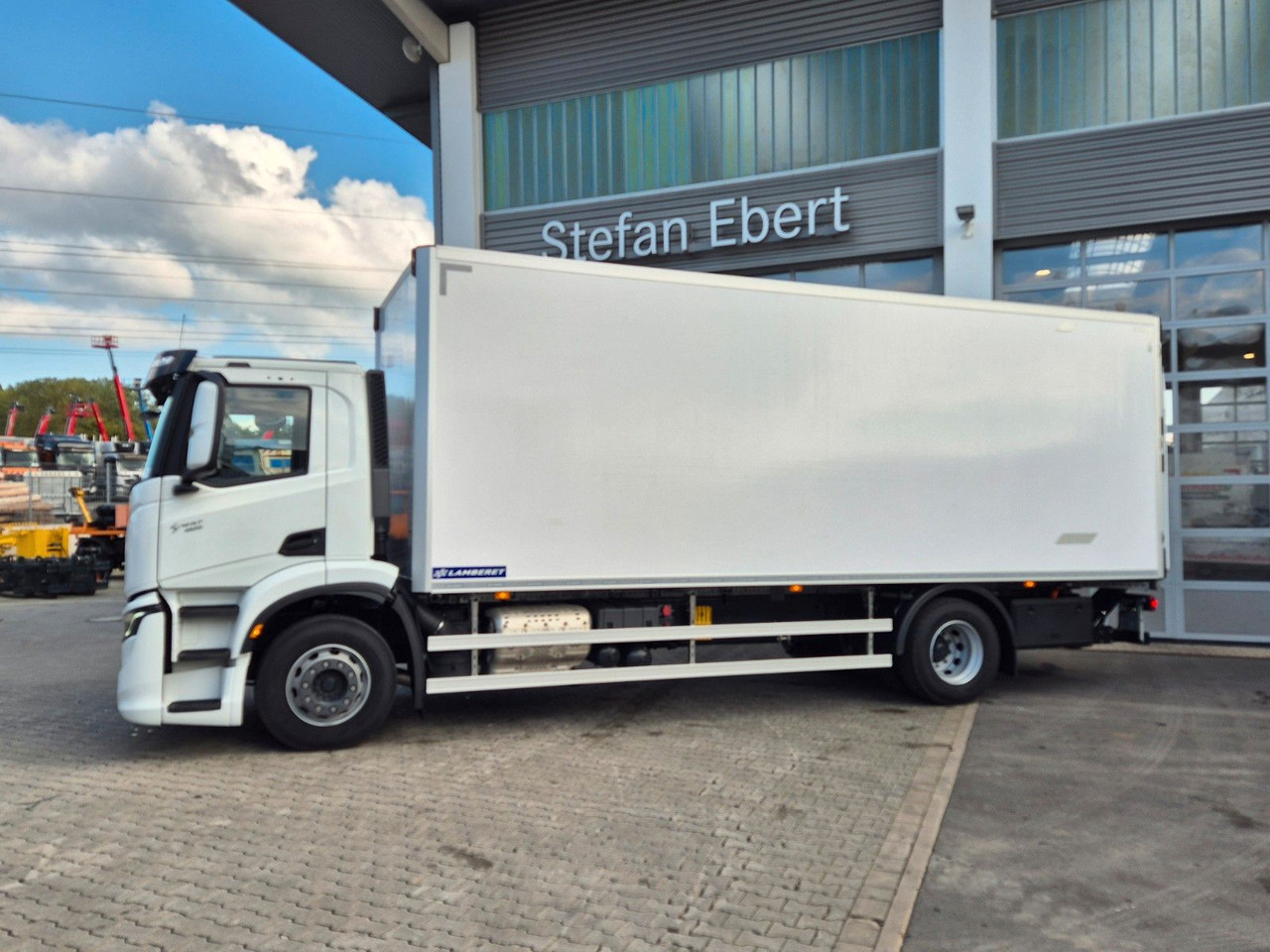 Iveco AD190S40/FP Lamberet Mitsubishi LBW Tür AHK - Koelwagen vrachtwagen: afbeelding 5 Iveco AD190S40/FP Lamberet Mitsubishi LBW Tür AHK - Koelwagen vrachtwagen: afbeelding 5