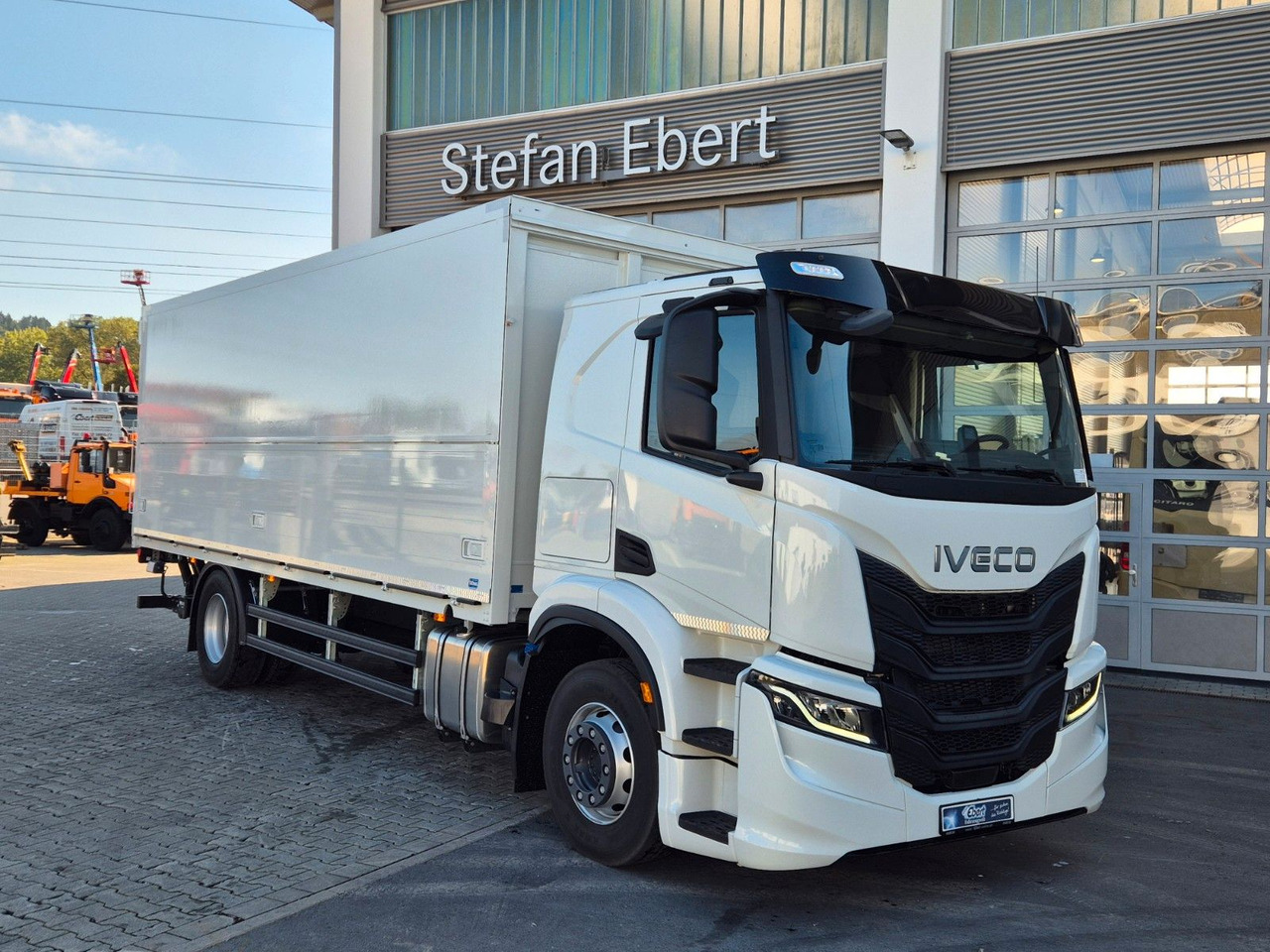 Iveco AT190S40/FP Böse Schwenkwand LBW AHK - Bakwagen: afbeelding 2 Iveco AT190S40/FP Böse Schwenkwand LBW AHK - Bakwagen: afbeelding 2