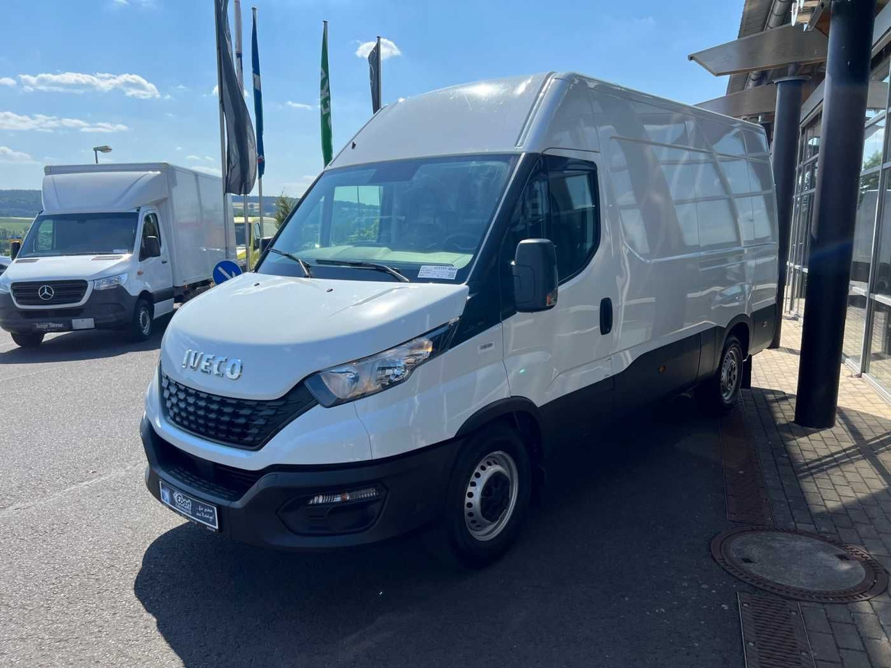 Iveco Daily 35 S 16 V *Klima*3.520mm* - Gesloten bestelwagen: afbeelding 4 Iveco Daily 35 S 16 V *Klima*3.520mm* - Gesloten bestelwagen: afbeelding 4