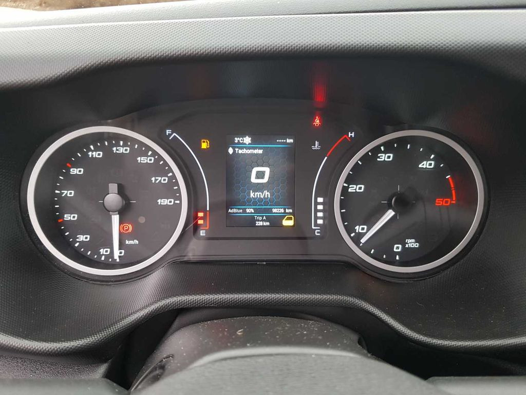 Gesloten bestelwagen Iveco Daily 35 S 16 V *Klima*L4.100mm* Iveco Daily 35 S 16 V *Klima*L4.100mm*: afbeelding 13 Gesloten bestelwagen Iveco Daily 35 S 16 V *Klima*L4.100mm* Iveco Daily 35 S 16 V *Klima*L4.100mm*: afbeelding 13