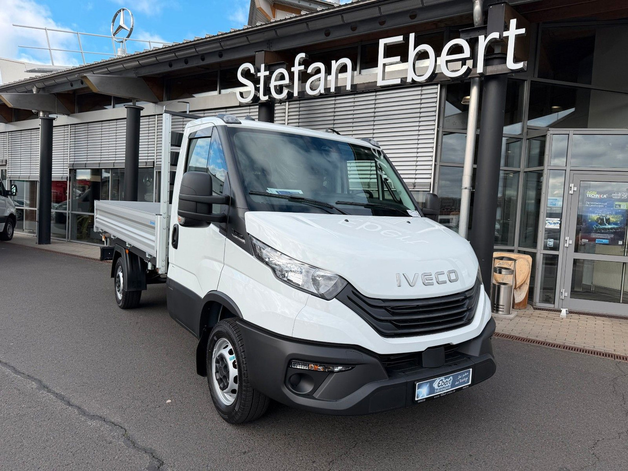 Iveco Daily 35S14 A8*R3.450mm*Automatik*Kamera*3Sitze* - Kipper bestelwagen: afbeelding 1 Iveco Daily 35S14 A8*R3.450mm*Automatik*Kamera*3Sitze* - Kipper bestelwagen: afbeelding 1