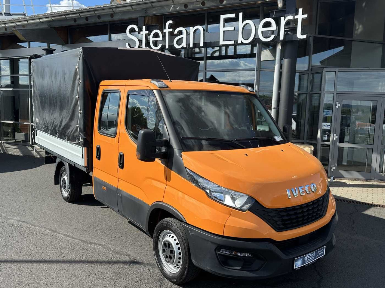 Iveco Daily 35S14 Pritsche+Plane *AHK*Ladekran*7-Sitze - Huifzeil bedrijfswagen: afbeelding 1 Iveco Daily 35S14 Pritsche+Plane *AHK*Ladekran*7-Sitze - Huifzeil bedrijfswagen: afbeelding 1