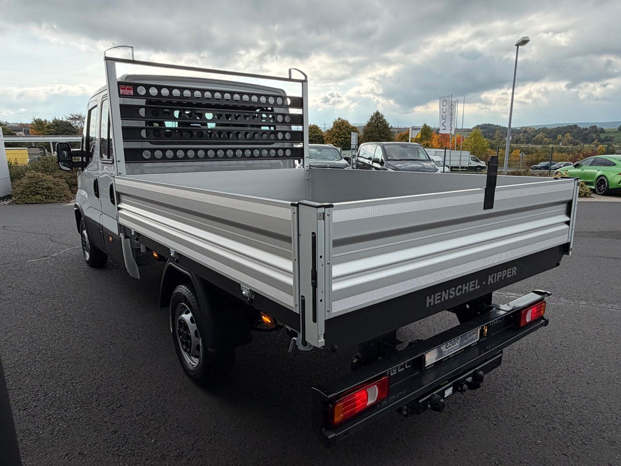 Iveco Daily 35S16 A8 *R.3450mm*Automatik*AHK*7-Sitze* - Kipper bestelwagen, Bestelwagen met dubbele cabine: afbeelding 4 Iveco Daily 35S16 A8 *R.3450mm*Automatik*AHK*7-Sitze* - Kipper bestelwagen, Bestelwagen met dubbele cabine: afbeelding 4