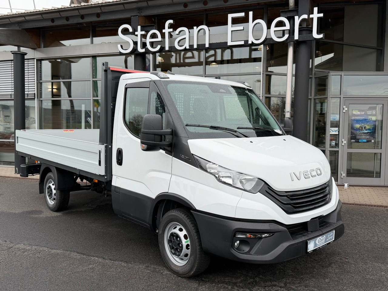 Iveco Daily 35S16 Pritsche - Bestelwagen met open laadbak: afbeelding 1 Iveco Daily 35S16 Pritsche - Bestelwagen met open laadbak: afbeelding 1